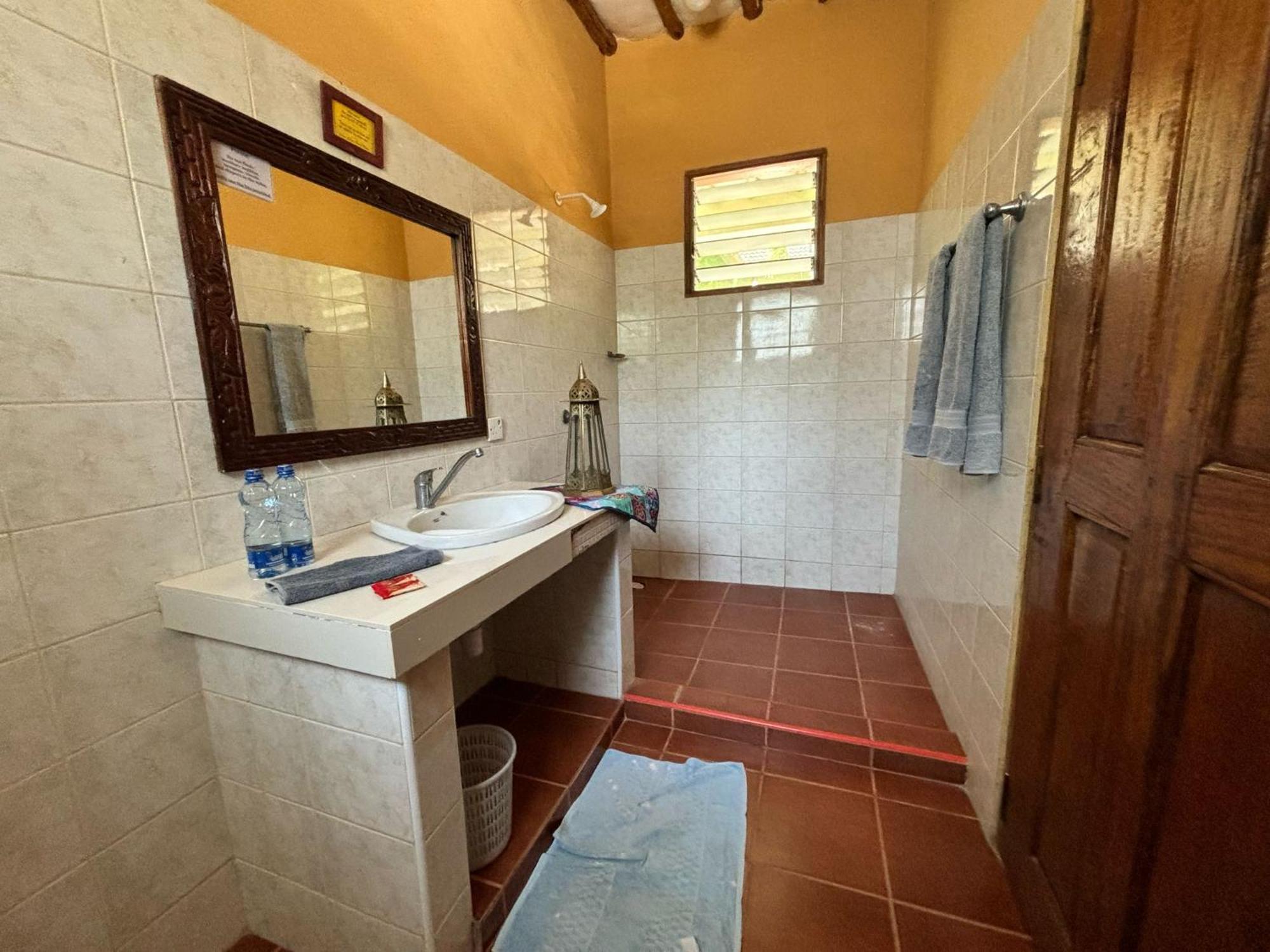 Sawa Sawa Beach House Msambweni 외부 사진
