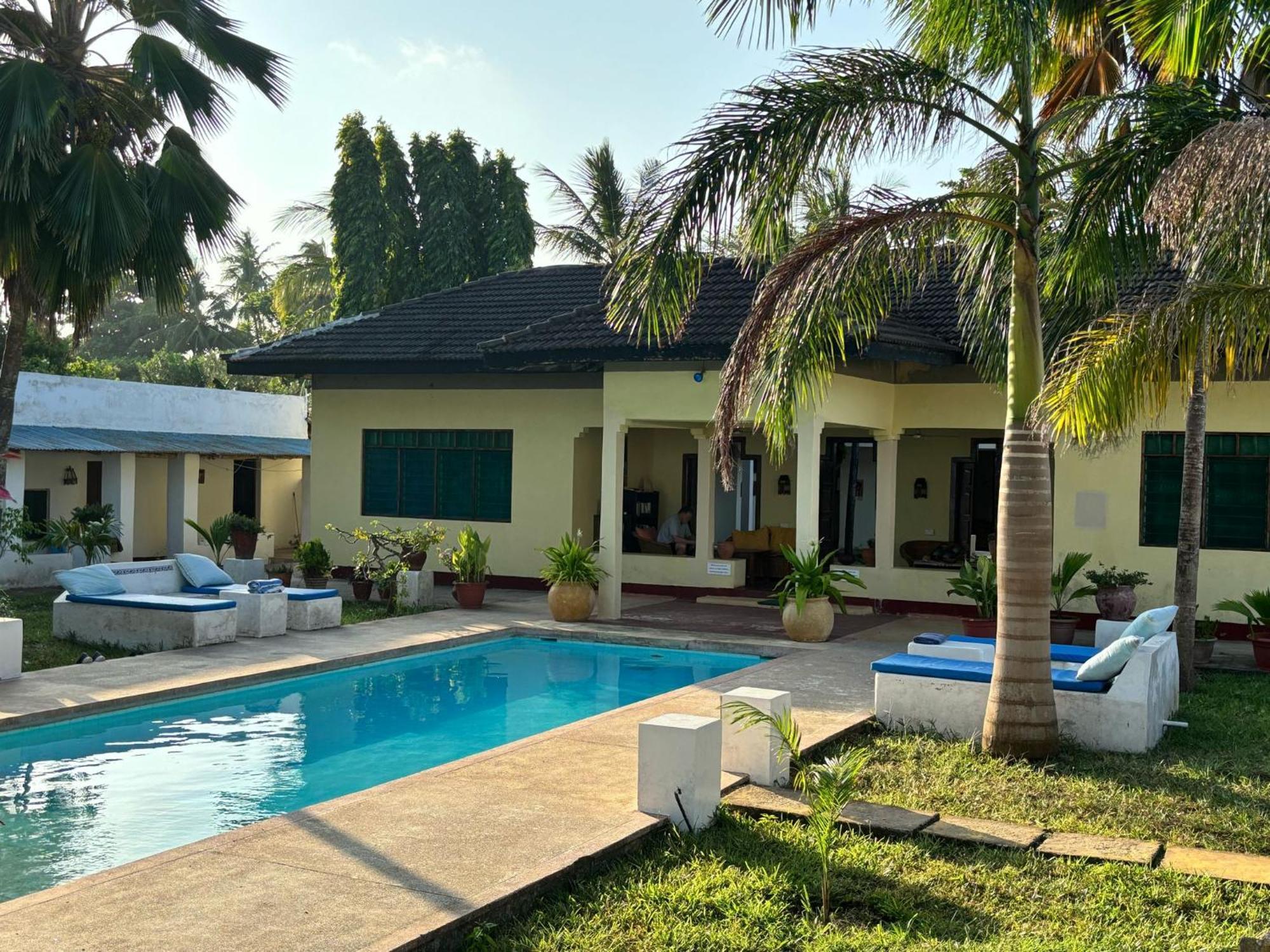 Sawa Sawa Beach House Msambweni 외부 사진